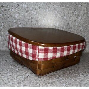Heritage Mint Ltd Canadian Maple Basket With Lid & Liner Red & White Checkered